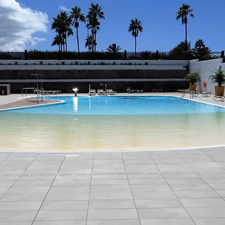 Navy Style Friendly *