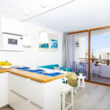 Navy Style Friendly Playa del Ingles (Gran Canaria)