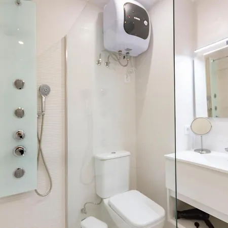 Navy Style Friendly *