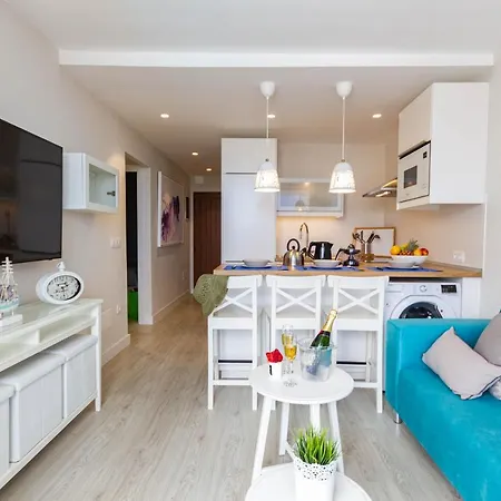 Navy Style Friendly * Playa del Ingles (Gran Canaria)