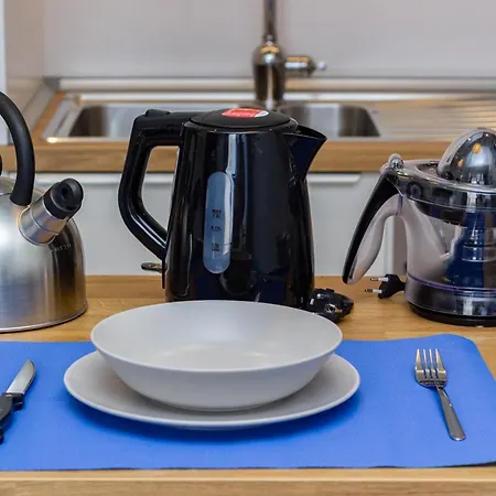 Navy Style Friendly *