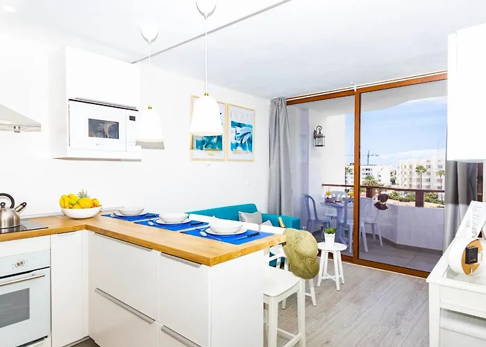 Navy Style Friendly Playa del Ingles (Gran Canaria)